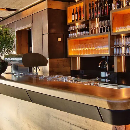 Cool Mama Hotel Solnohrad