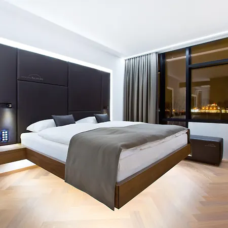 Cool Mama * Solnohrad