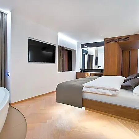 Cool Mama Hotell *